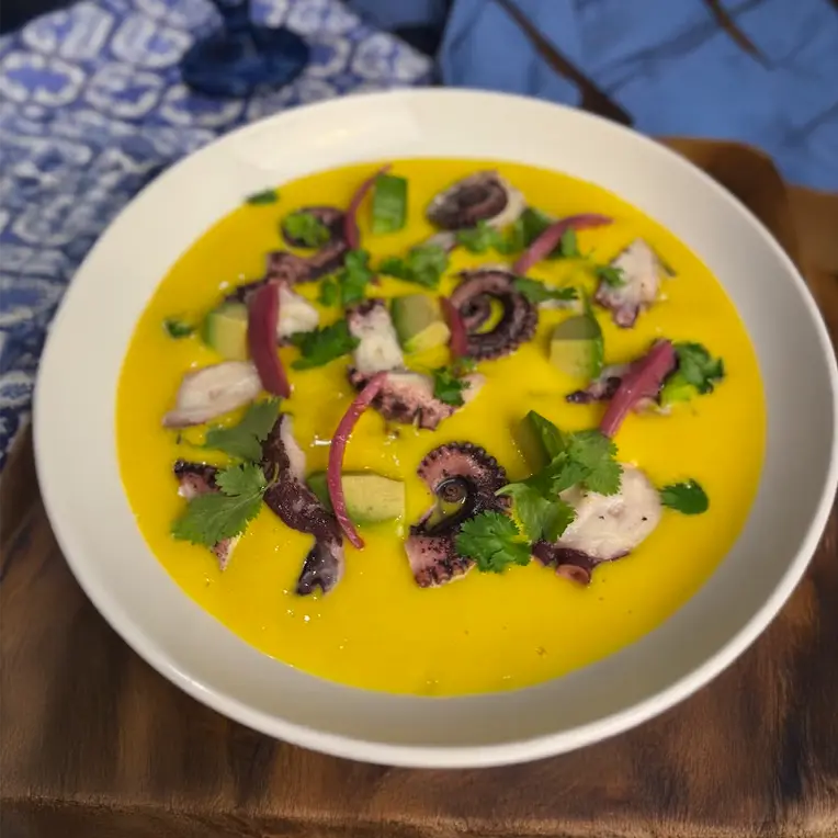 Pulpo de Distribuidora Rapa-Nui con salsa cítrica de mango